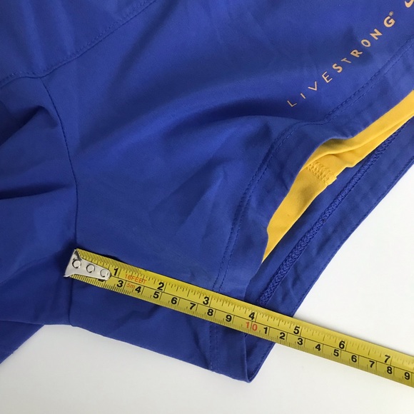 Nike Livestrong Shorts - Picture 8 of 9